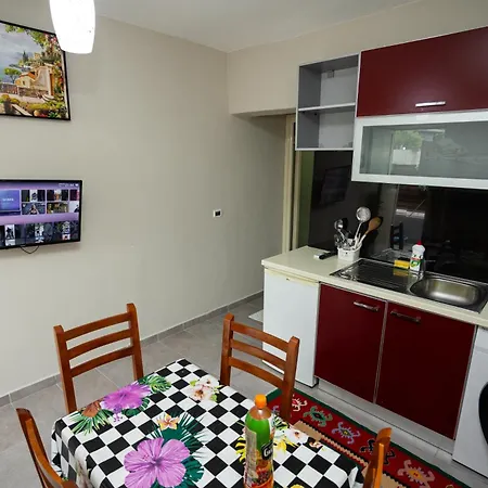 El&en Dream Holidays Apartment *